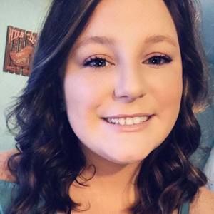 Meet your Posher, Lacey